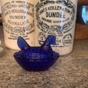 Last one!!!!!!!Blue Glass Hen on Nest salt cellar